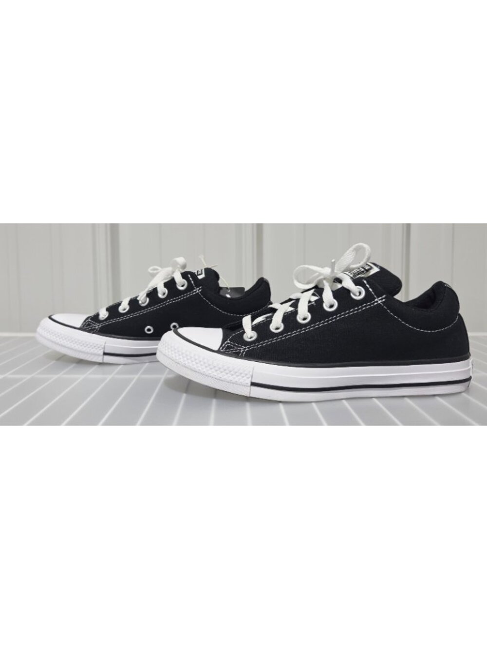 Converse All Star Street Ox Low Top Black & White Sneakers -- Men's 7  Womens' 9 - Picture 2 of 6